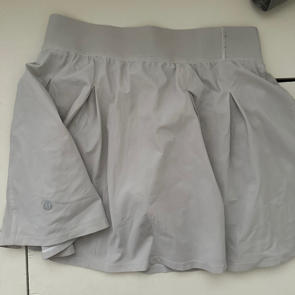 Lululemon White Tennis skirt